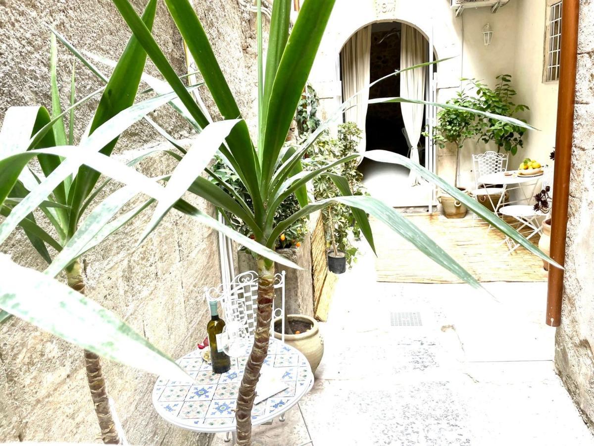 Movie Suite Ortigia Syracuse Exterior photo