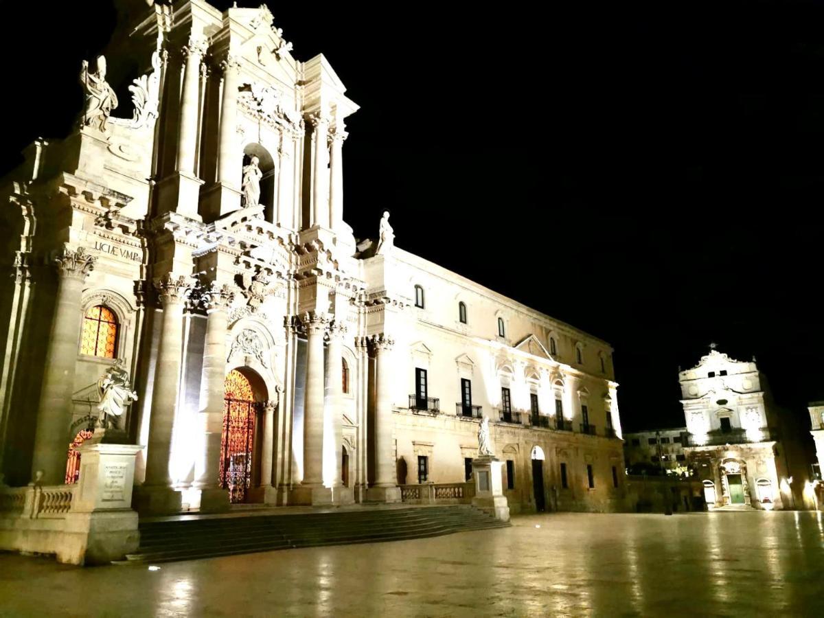 Movie Suite Ortigia Syracuse Exterior photo