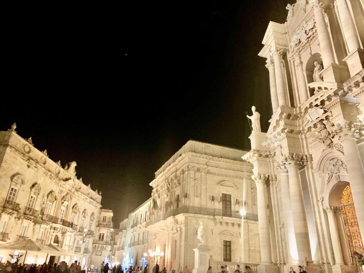 Movie Suite Ortigia Syracuse Exterior photo
